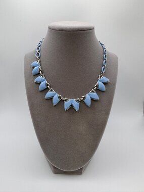 Vintage Baby Blue Textured Lucite Necklace Silver Tone Choker 14.5” Unsigned